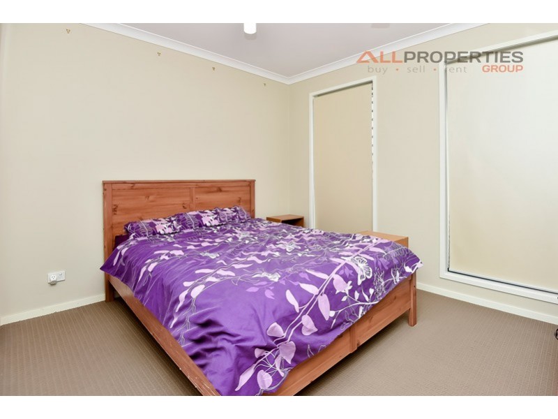 55 Ridgevale Boulevard, Holmview QLD 4207