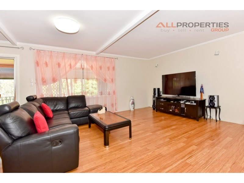 19 Tanah Merah Avenue, Tanah Merah QLD 4128