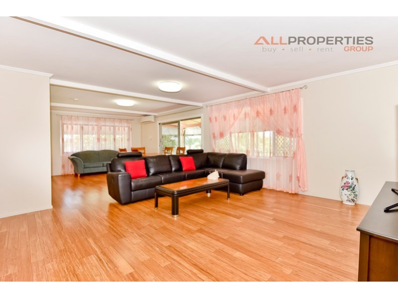 19 Tanah Merah Avenue, Tanah Merah QLD 4128