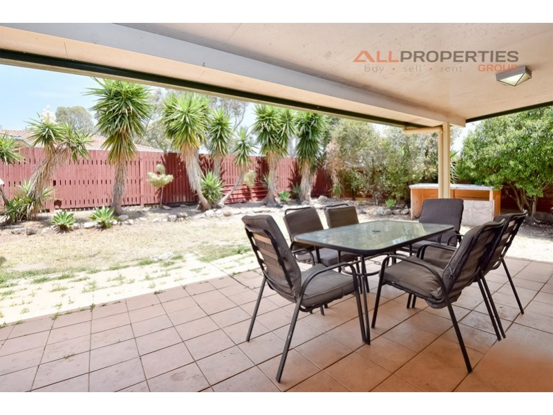 26 Houdini Terrace, Edens Landing QLD 4207