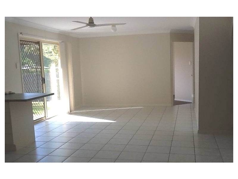 70 Paddington Crescent, Stretton QLD 4116