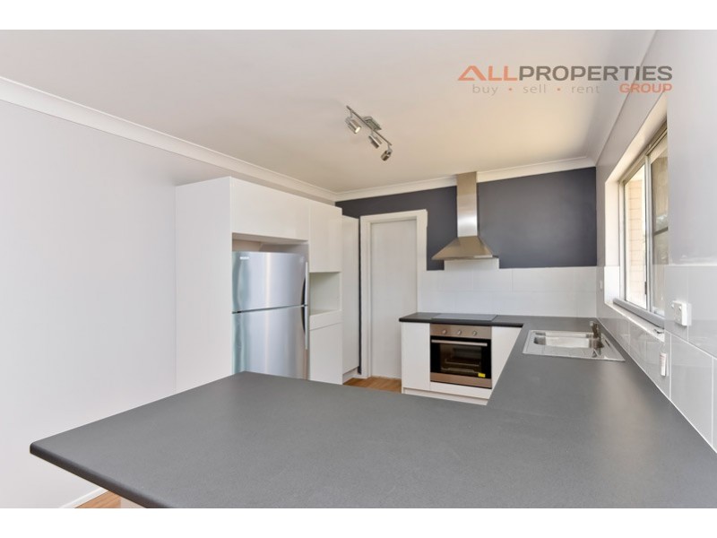 34 Pinelands Street, Loganlea QLD 4131