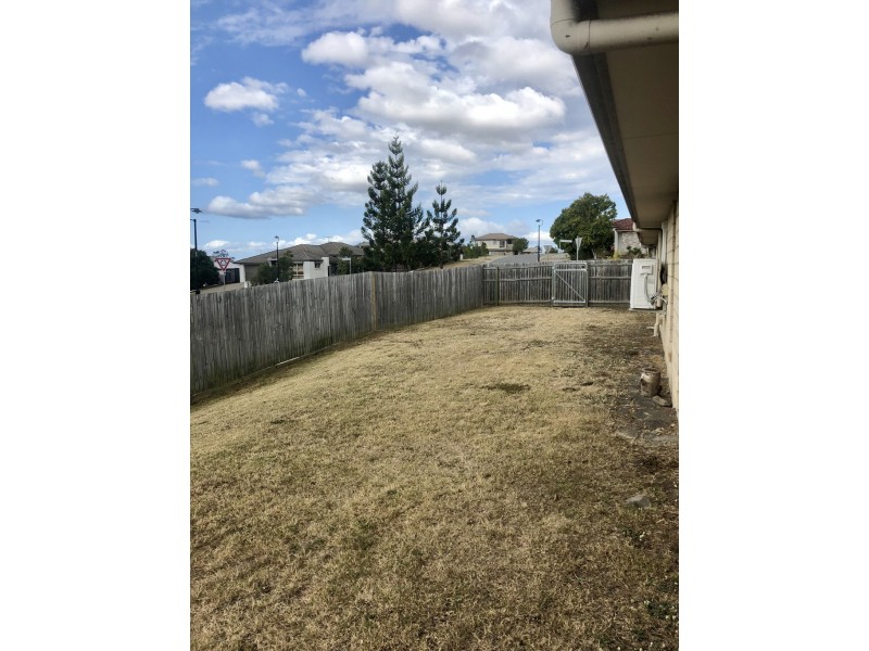 62 Coldstream Way, Holmview QLD 4207