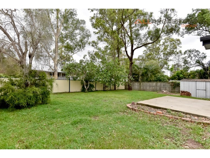 16 Moore Street, Loganlea QLD 4131
