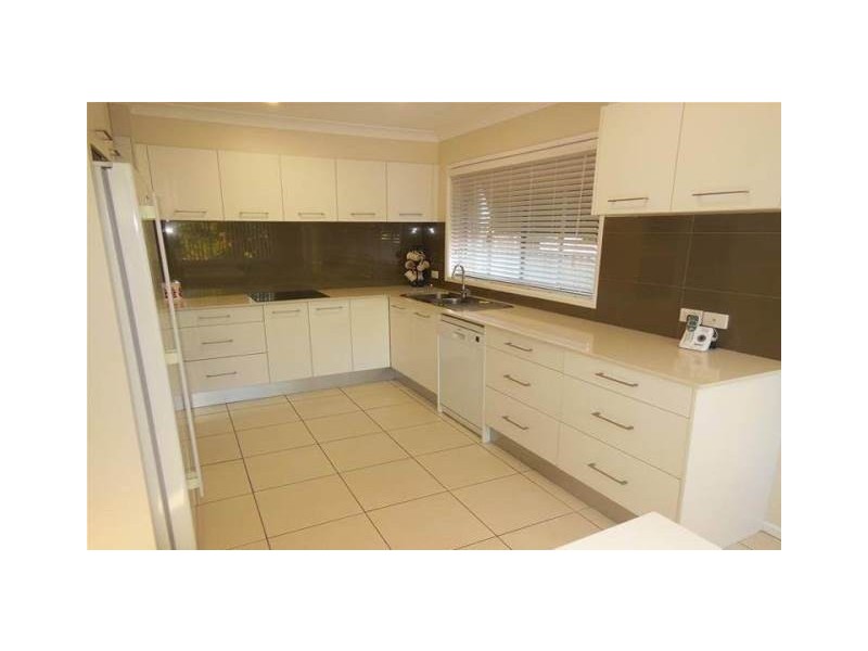 9 Dawes Street, Rochedale South QLD 4123