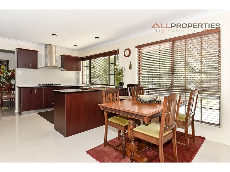 13 Castile Crescent, Holmview QLD 4207