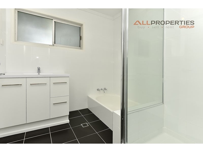 69 Muchow Road, Waterford West QLD 4133