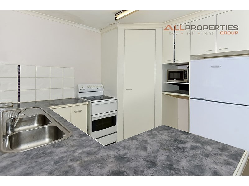 8 Driftwood Street, Crestmead QLD 4132