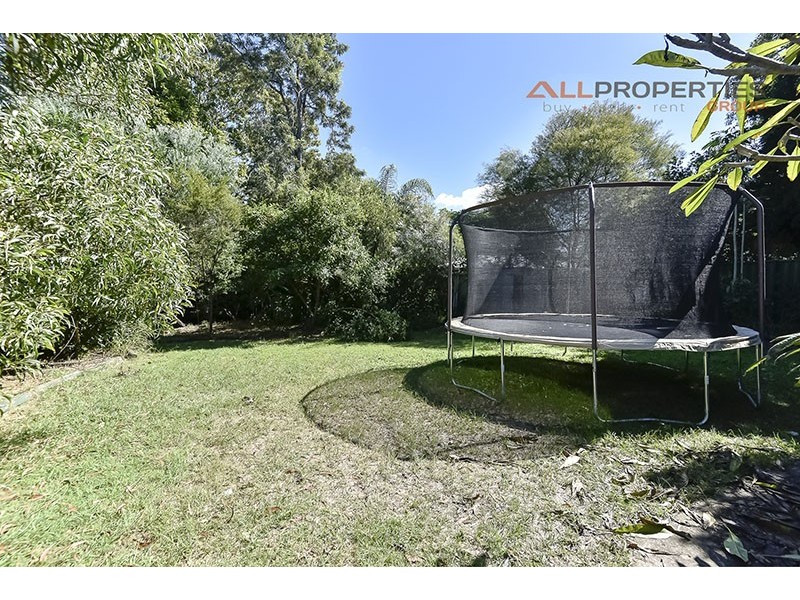 8 Driftwood Street, Crestmead QLD 4132