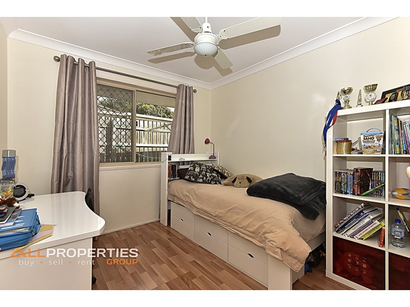 25 Madau Street, Mansfield QLD 4122