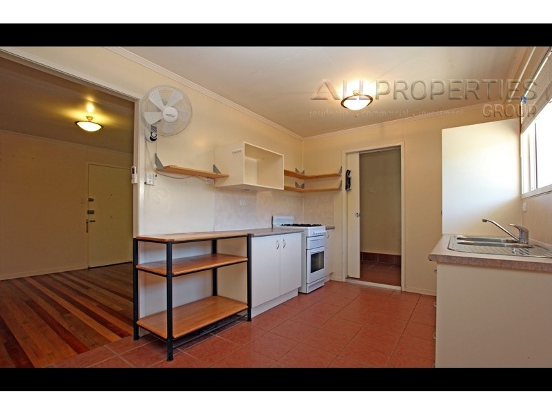 9 Mildred Street, Slacks Creek QLD 4127