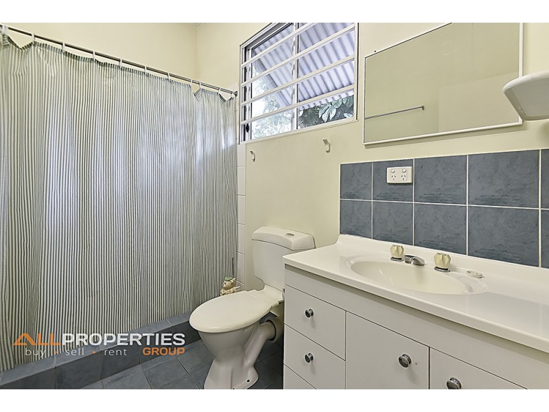 748 Wembley Road, Browns Plains QLD 4118