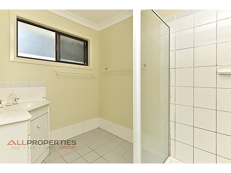 23 Leslie Parade, Slacks Creek QLD 4127