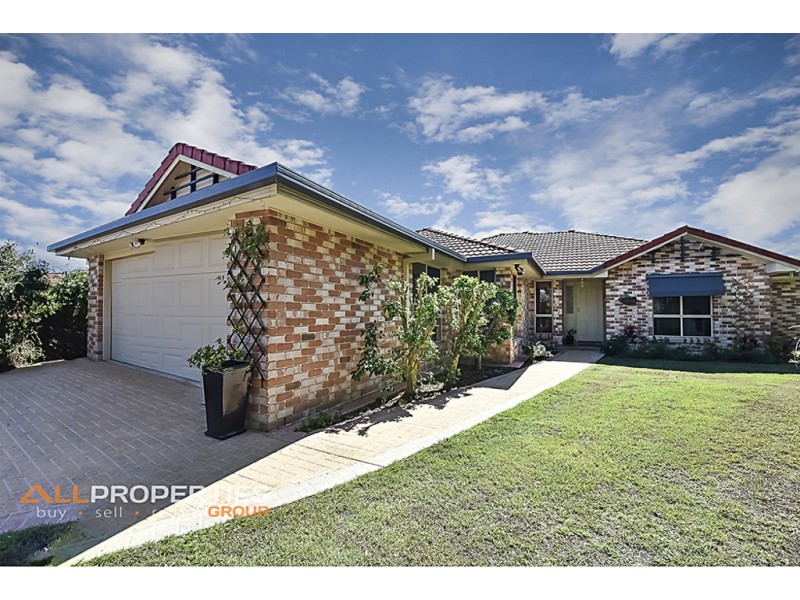 23 Van Dyck Rise, Mackenzie QLD 4156