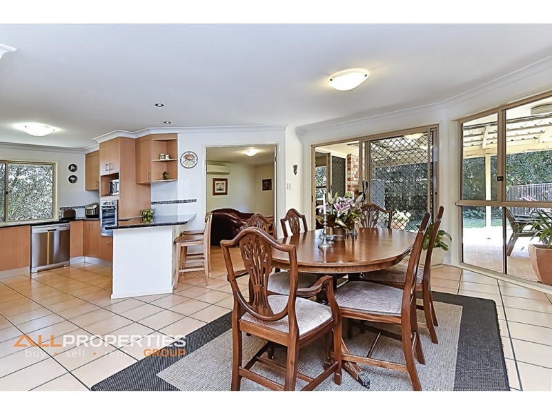 23 Van Dyck Rise, Mackenzie QLD 4156