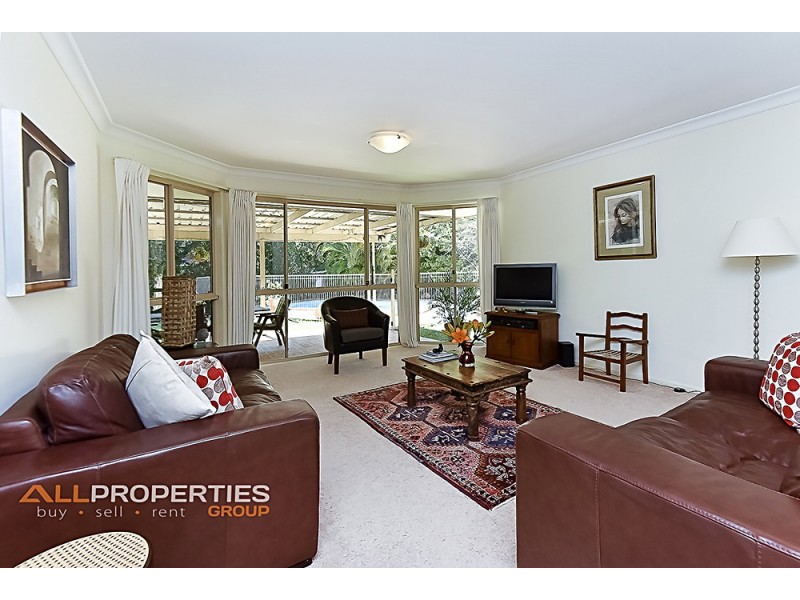 23 Van Dyck Rise, Mackenzie QLD 4156