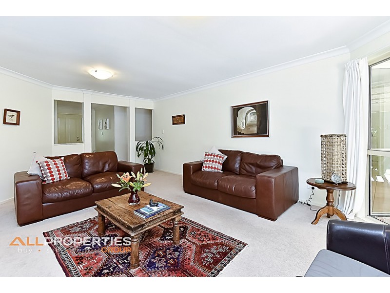 23 Van Dyck Rise, Mackenzie QLD 4156