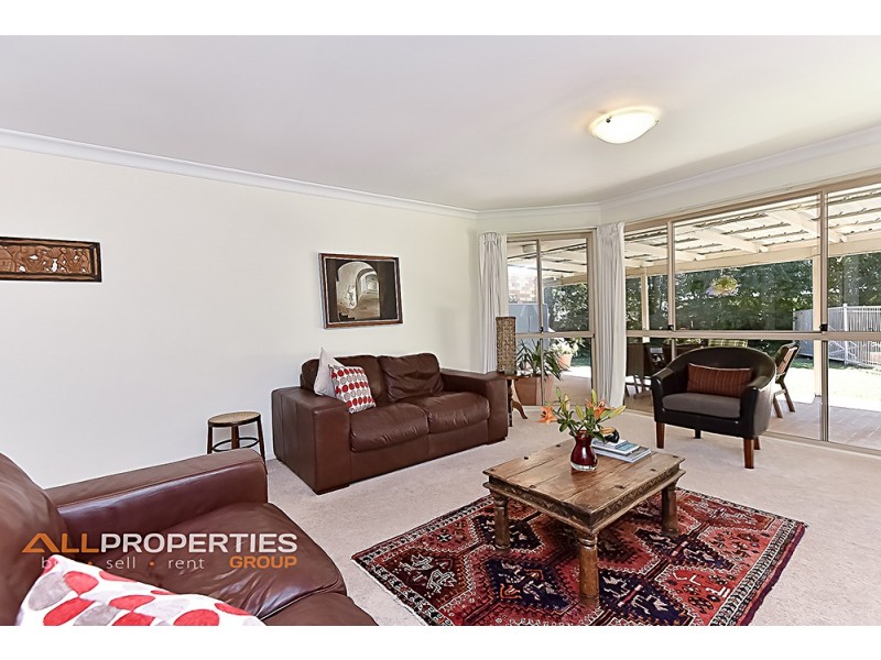 23 Van Dyck Rise, Mackenzie QLD 4156