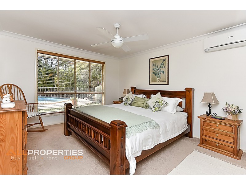 23 Van Dyck Rise, Mackenzie QLD 4156