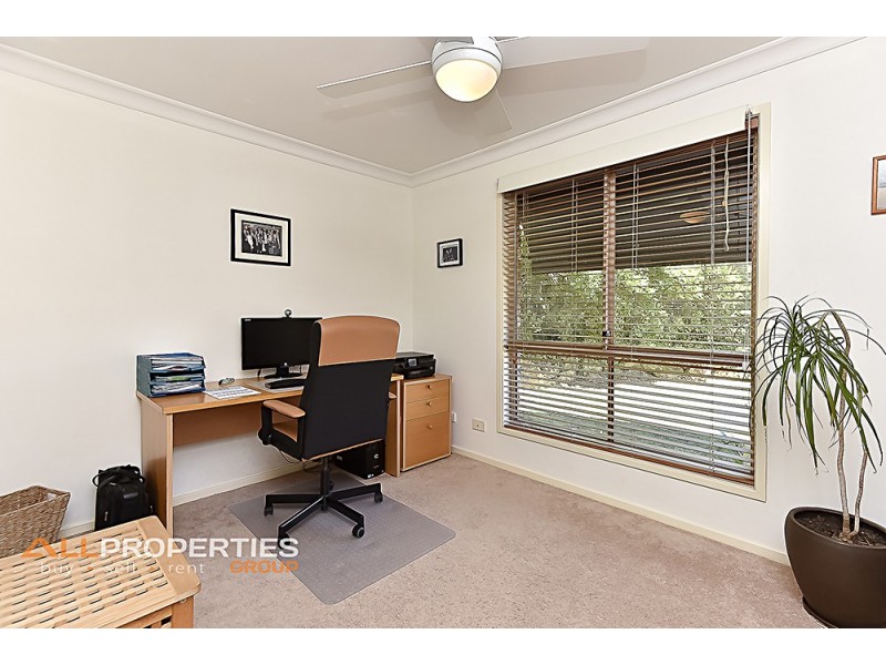23 Van Dyck Rise, Mackenzie QLD 4156