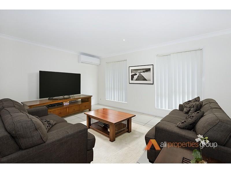 7 Clearview Court, Eagleby QLD 4207