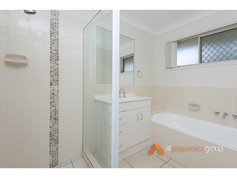 7 Clearview Court, Eagleby QLD 4207