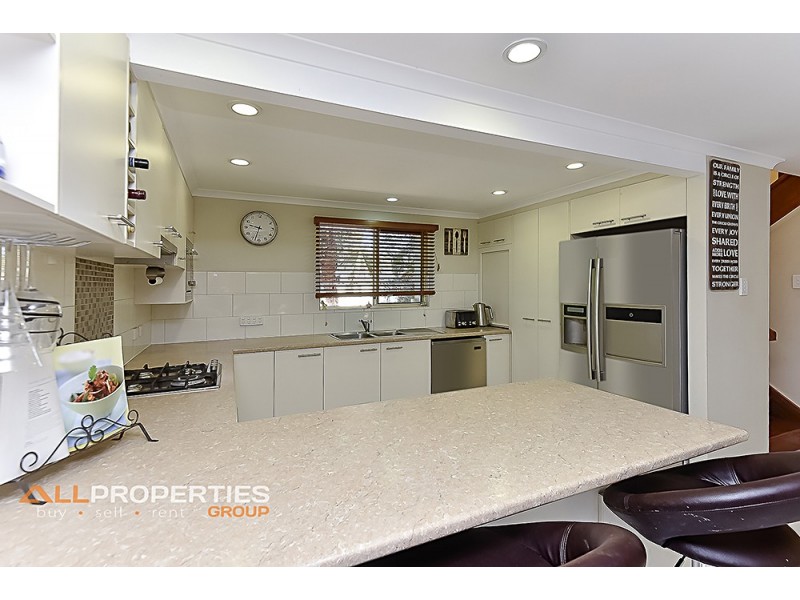 15 Sunningdale Avenue, Rochedale South QLD 4123