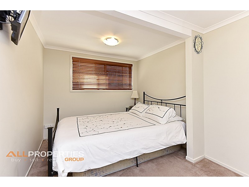 15 Sunningdale Avenue, Rochedale South QLD 4123