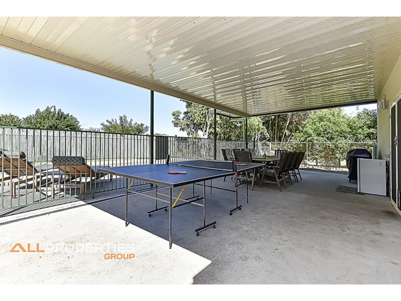 15 Sunningdale Avenue, Rochedale South QLD 4123