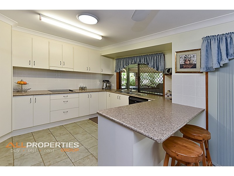 748 Wembley Road, Browns Plains QLD 4118