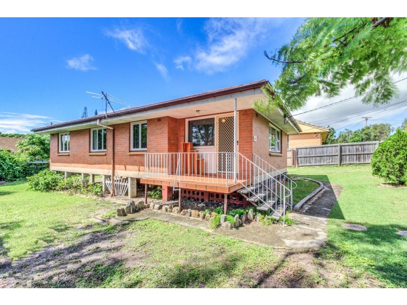 13 Fleur Street, Woodridge QLD 4114