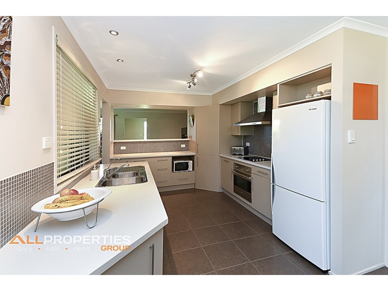 7 Garran Court, Loganholme QLD 4129