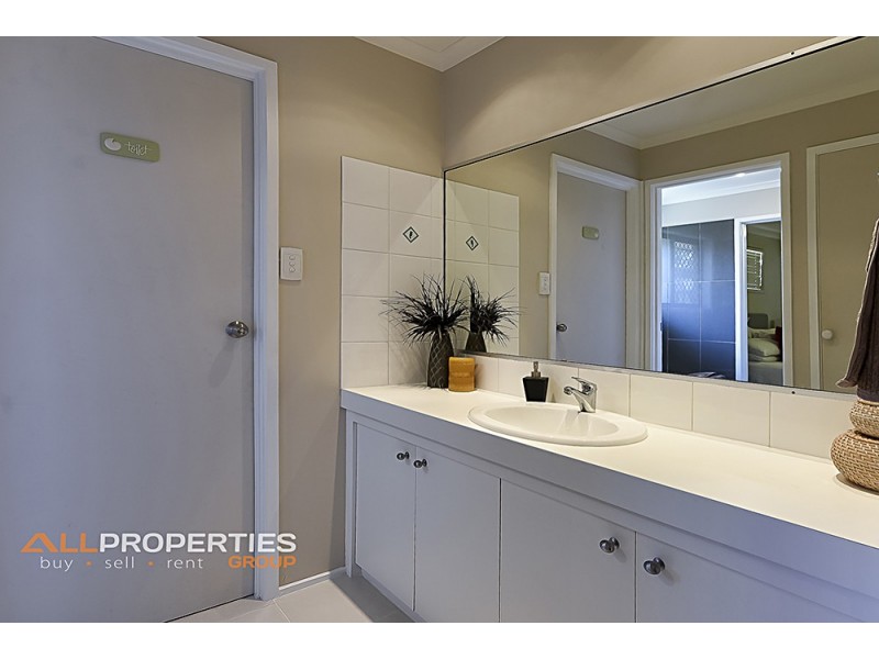 7 Garran Court, Loganholme QLD 4129