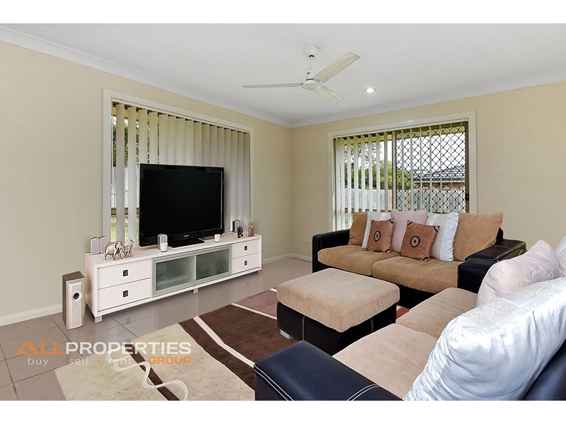 279 Herses Road, Eagleby QLD 4207