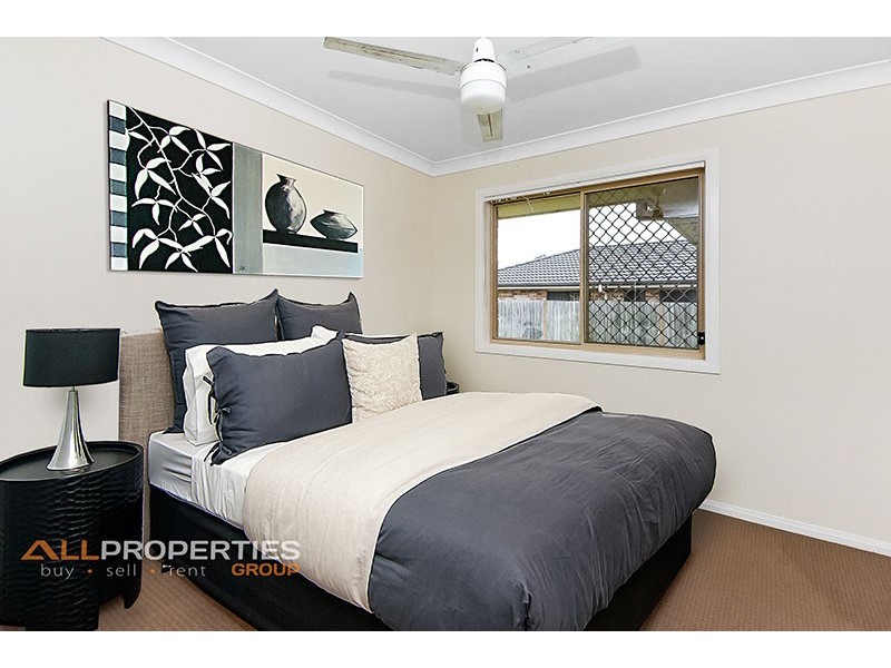 279 Herses Road, Eagleby QLD 4207