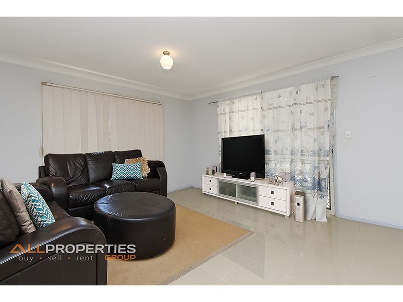 12 Campbell Street, Loganlea QLD 4131