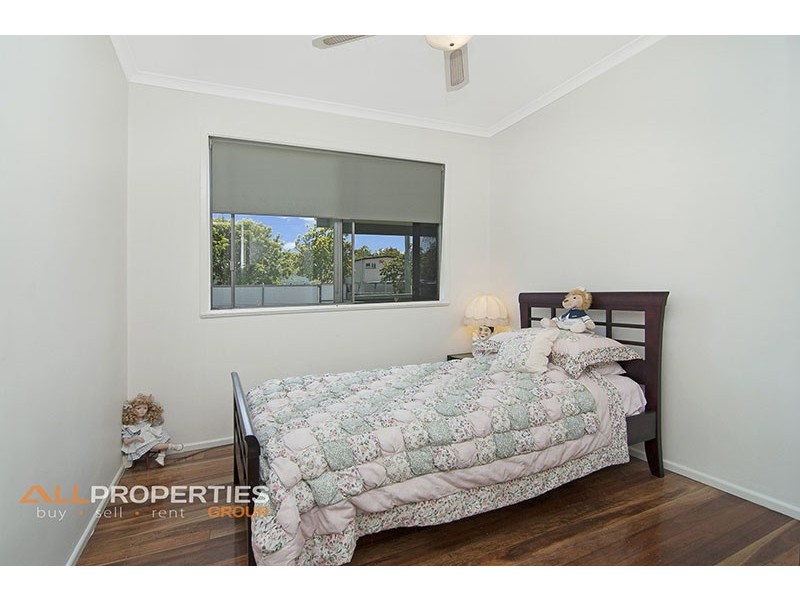 14 Waratah Street, Woodridge QLD 4114