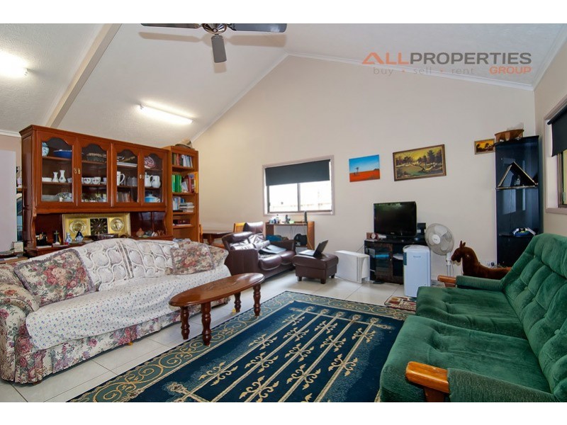 53 Ariel Ave, Kingston QLD 4114