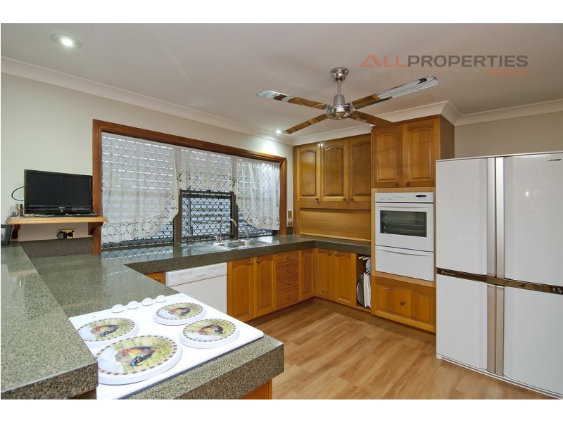 219 Springwood Road, Springwood QLD 4127