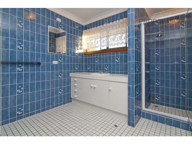 219 Springwood Road, Springwood QLD 4127