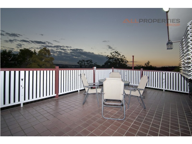 219 Springwood Road, Springwood QLD 4127