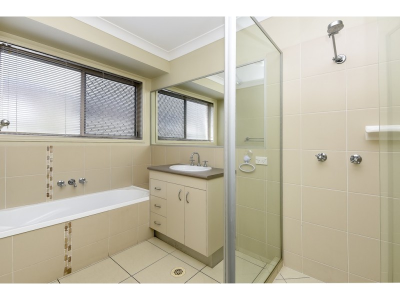 32A Pinelands Street, Loganlea QLD 4131