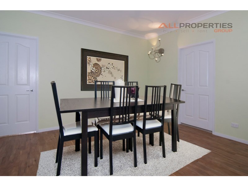 38 Overland Drive, Edens Landing QLD 4207