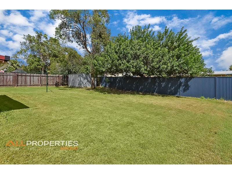 27 Cowper Avenue, Eagleby QLD 4207
