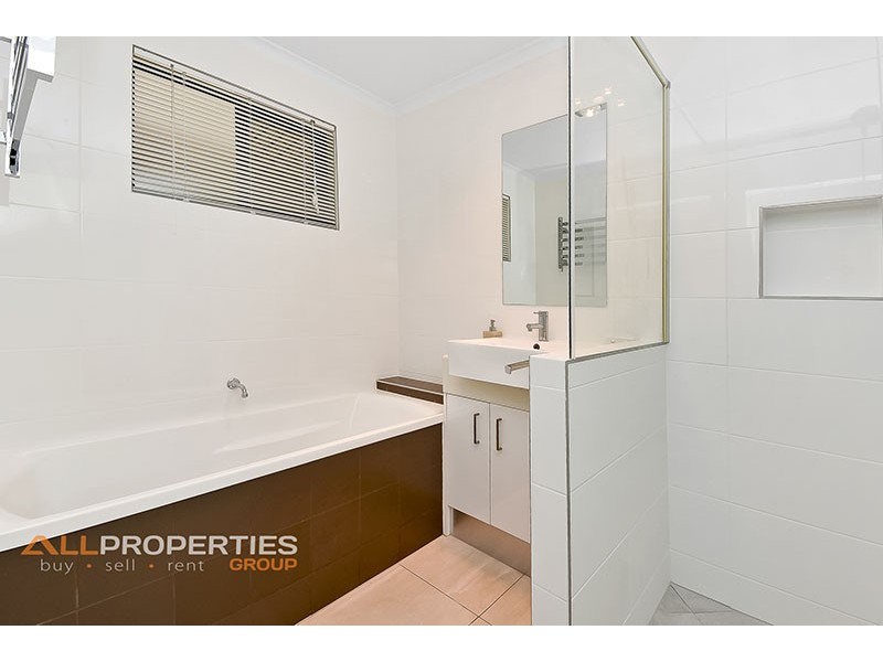 17 Surman Street, Loganlea QLD 4131