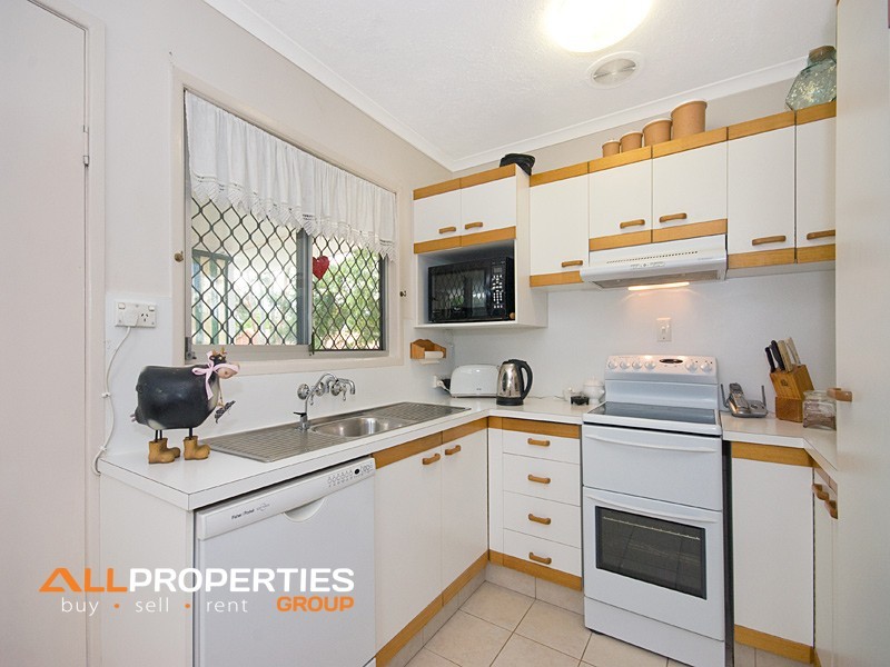 21 Cowper Avenue, Eagleby QLD 4207