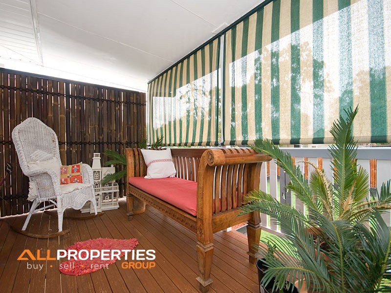 21 Cowper Avenue, Eagleby QLD 4207