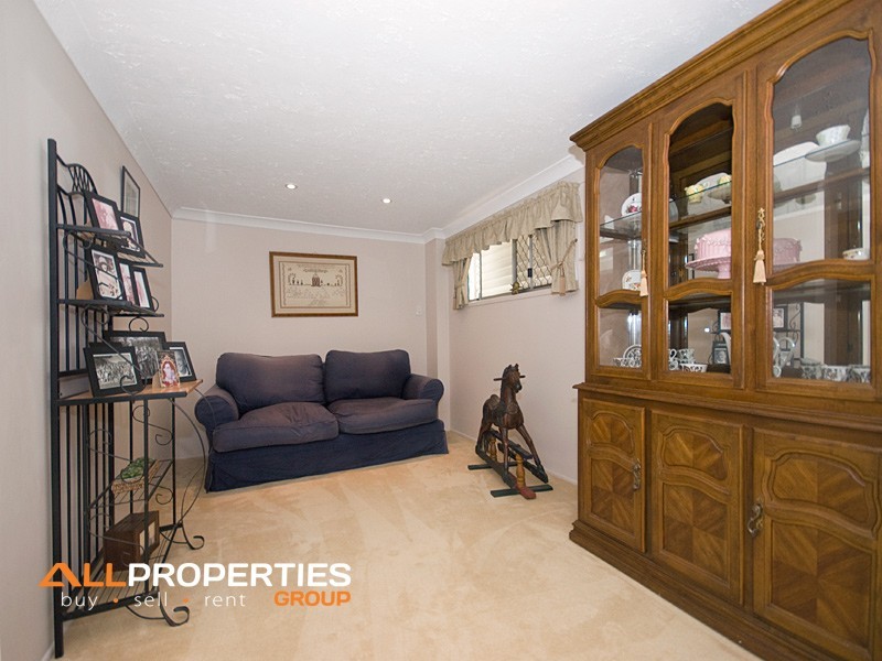 21 Cowper Avenue, Eagleby QLD 4207