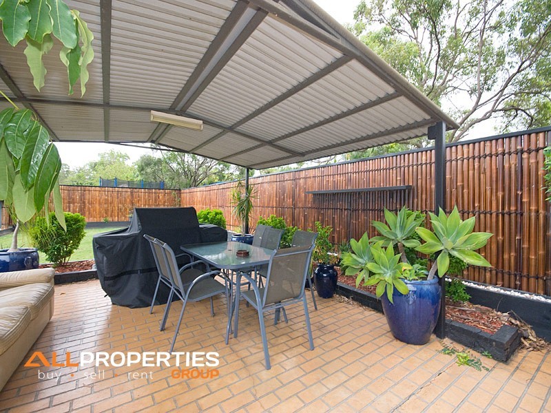 21 Cowper Avenue, Eagleby QLD 4207