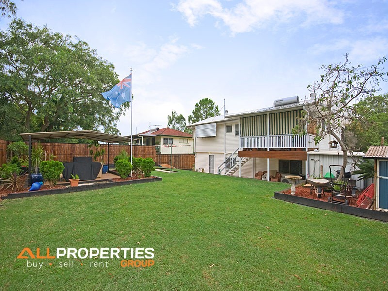 21 Cowper Avenue, Eagleby QLD 4207